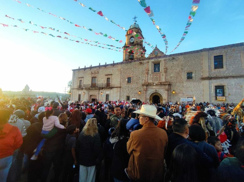 Duranguenses se congregan en el el Santuario de Nuestra Señora de Guadalupe