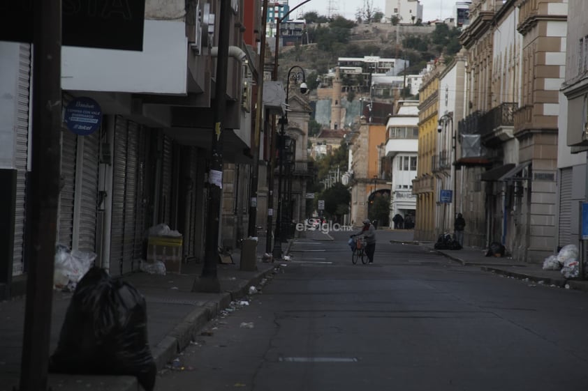 Esta mañana, la Zona Centro de Durango reporta con calles vacías en Navidad.