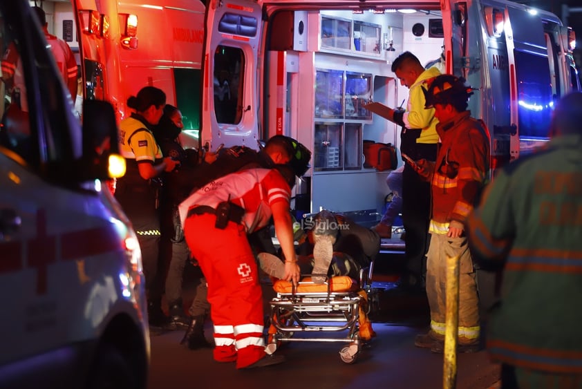 La tarde-noche de este viernes 2 de febrero un accidente vial entre dos camiones de ruta derivó en varias personas lesionadas.