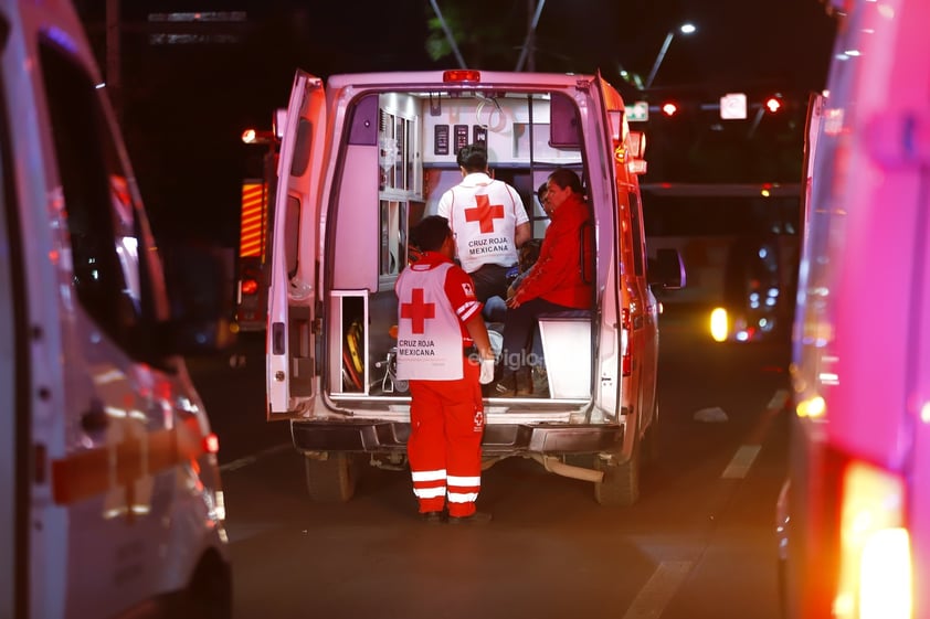 La tarde-noche de este viernes 2 de febrero un accidente vial entre dos camiones de ruta derivó en varias personas lesionadas.