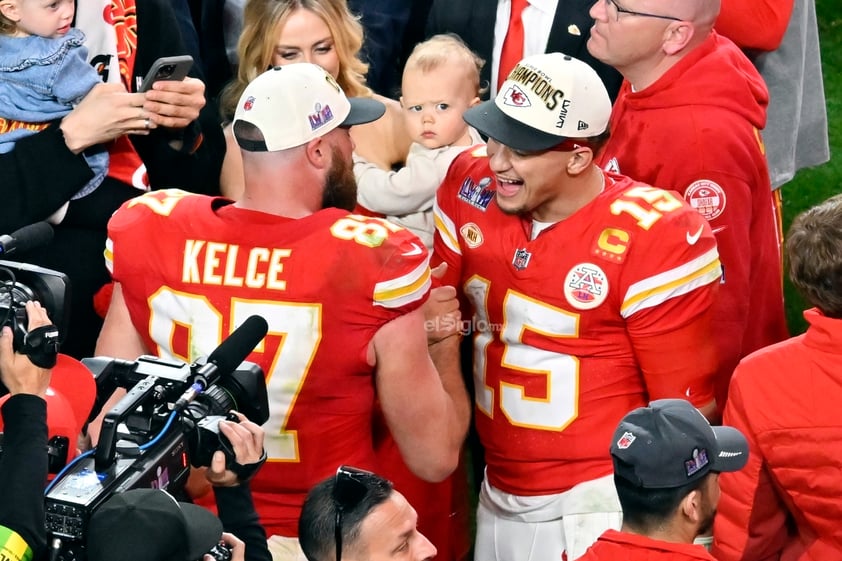 Mahomes se coronó con el tercer Super Bowl de su carrera y prolongó la dinastía de los Chiefs, que lucen ahora cuatro trofeos Vince Lombardi en sus vitrinas.