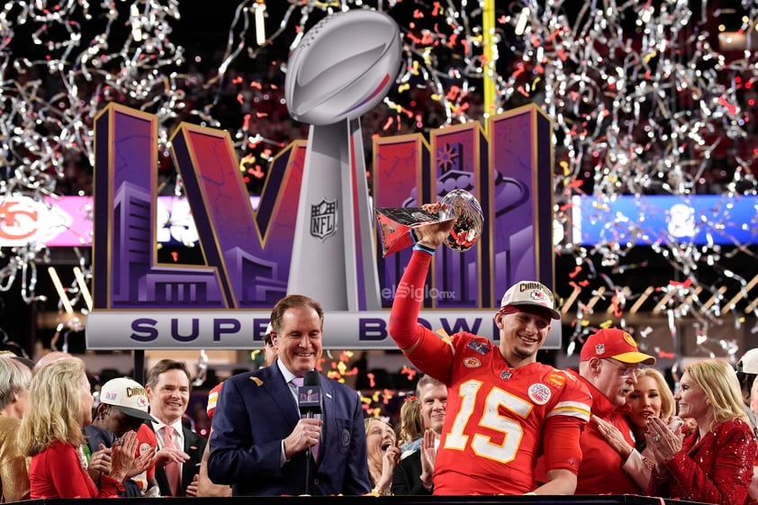 Mahomes se coronó con el tercer Super Bowl de su carrera y prolongó la dinastía de los Chiefs, que lucen ahora cuatro trofeos Vince Lombardi en sus vitrinas.