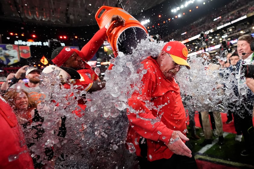 Mahomes se coronó con el tercer Super Bowl de su carrera y prolongó la dinastía de los Chiefs, que lucen ahora cuatro trofeos Vince Lombardi en sus vitrinas.