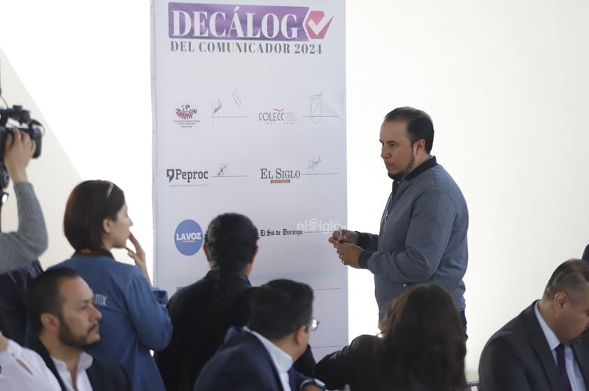 Medios de comunicación y periodistas firman el Decálogo del Comunicador 2024.