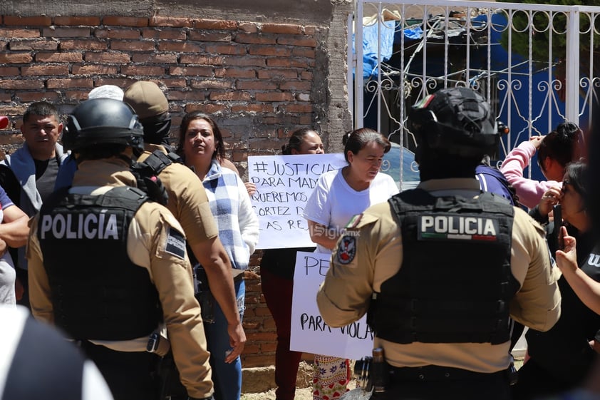 Familiares y vecinos exigen justicia por la pequeña Madelaine.