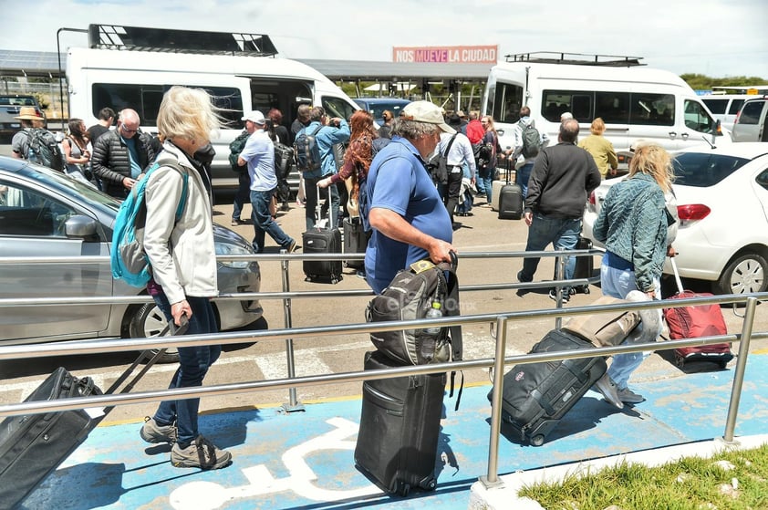 Reitera la Secretaría de Turismo del Estado que se esperan recibir 20 mil visitantes en los 14 municipios donde se podrá ver el eclipse al 100 por ciento.