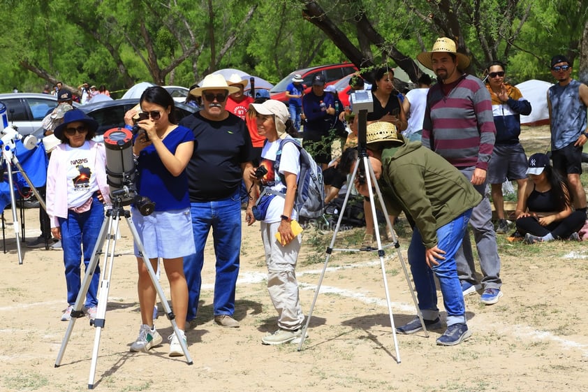 ECLIPSE EN NAZAS