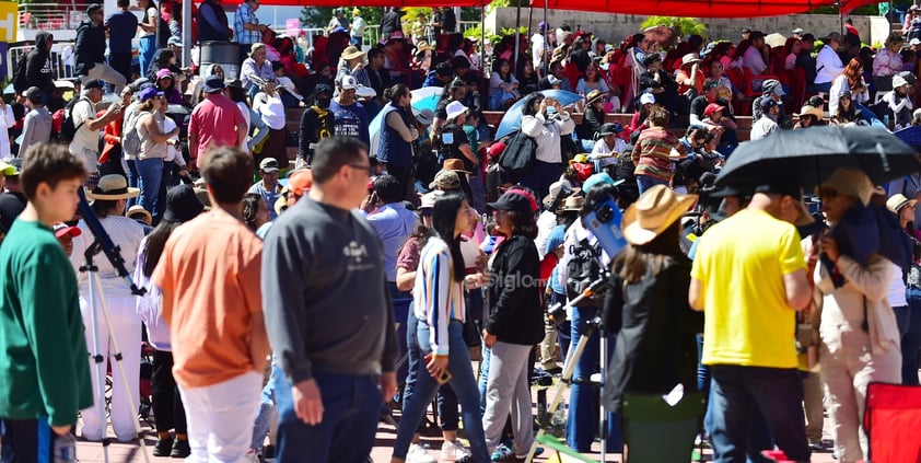 ECLIPSE EN DURANGO CAPITAL