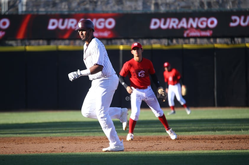 Caliente de Durango se enfrentó con la escuadra de los Algodoneros de Unión Laguna en el último juego de la pretemporada