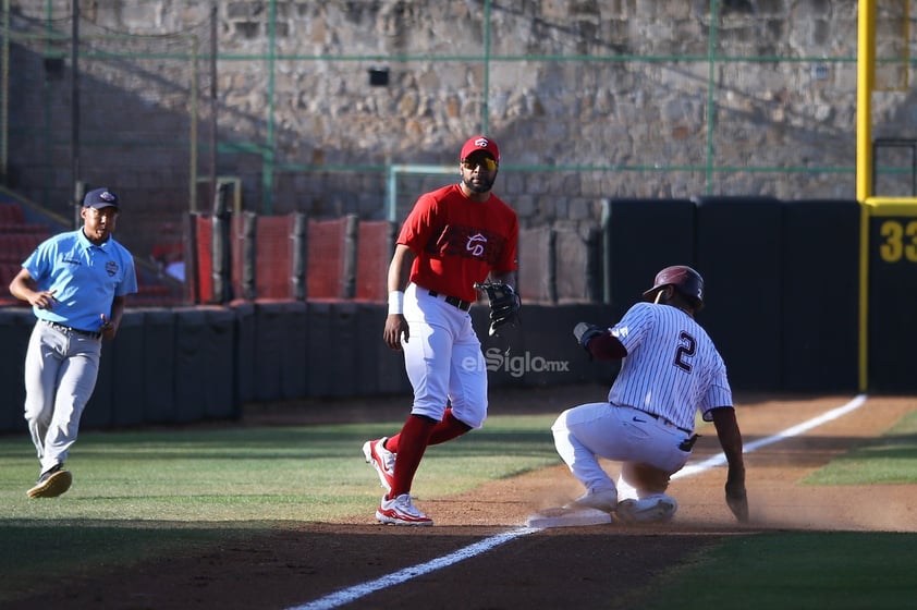 Caliente de Durango se enfrentó con la escuadra de los Algodoneros de Unión Laguna en el último juego de la pretemporada