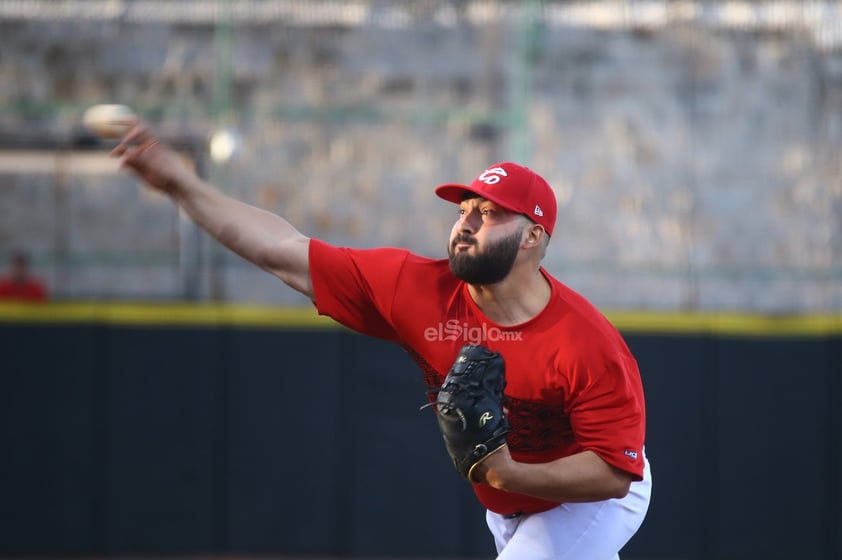 Caliente de Durango se enfrentó con la escuadra de los Algodoneros de Unión Laguna en el último juego de la pretemporada