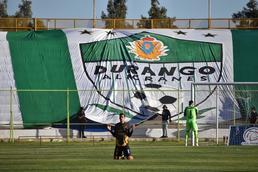 Alacranes de Durango derrotó con autoridad la tarde de este sábado a la escuadra de Tritones Vallarta por marcador de 6-0 en el partido de vuelta de los cuartos de final de la Liga Premier