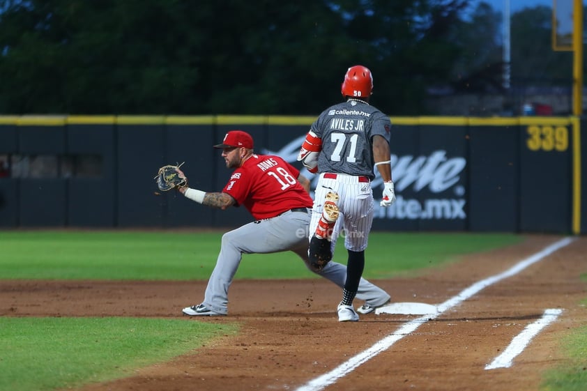 Caliente de Durango vs. Toros de Tijuana, Juego 1