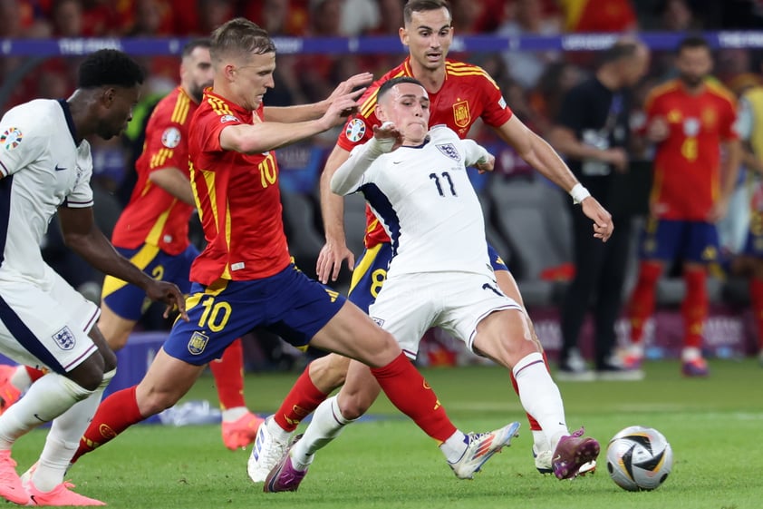 España, con goles de Nico Williams y Mikel Oyarzabal, venció 2-1 a Inglaterra en el Estadio Olímpico de Berlín, consiguiendo su cuarta Eurocopa tras las victorias de 1964, 2008 y 2012.