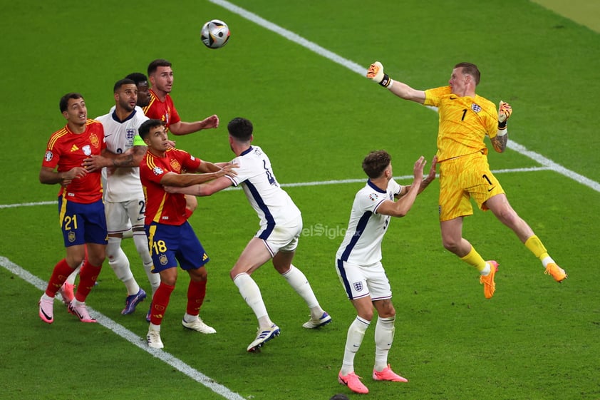 España, con goles de Nico Williams y Mikel Oyarzabal, venció 2-1 a Inglaterra en el Estadio Olímpico de Berlín, consiguiendo su cuarta Eurocopa tras las victorias de 1964, 2008 y 2012.