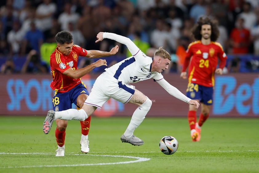 España, con goles de Nico Williams y Mikel Oyarzabal, venció 2-1 a Inglaterra en el Estadio Olímpico de Berlín, consiguiendo su cuarta Eurocopa tras las victorias de 1964, 2008 y 2012.