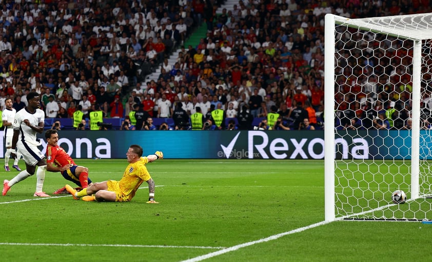 España, con goles de Nico Williams y Mikel Oyarzabal, venció 2-1 a Inglaterra en el Estadio Olímpico de Berlín, consiguiendo su cuarta Eurocopa tras las victorias de 1964, 2008 y 2012.