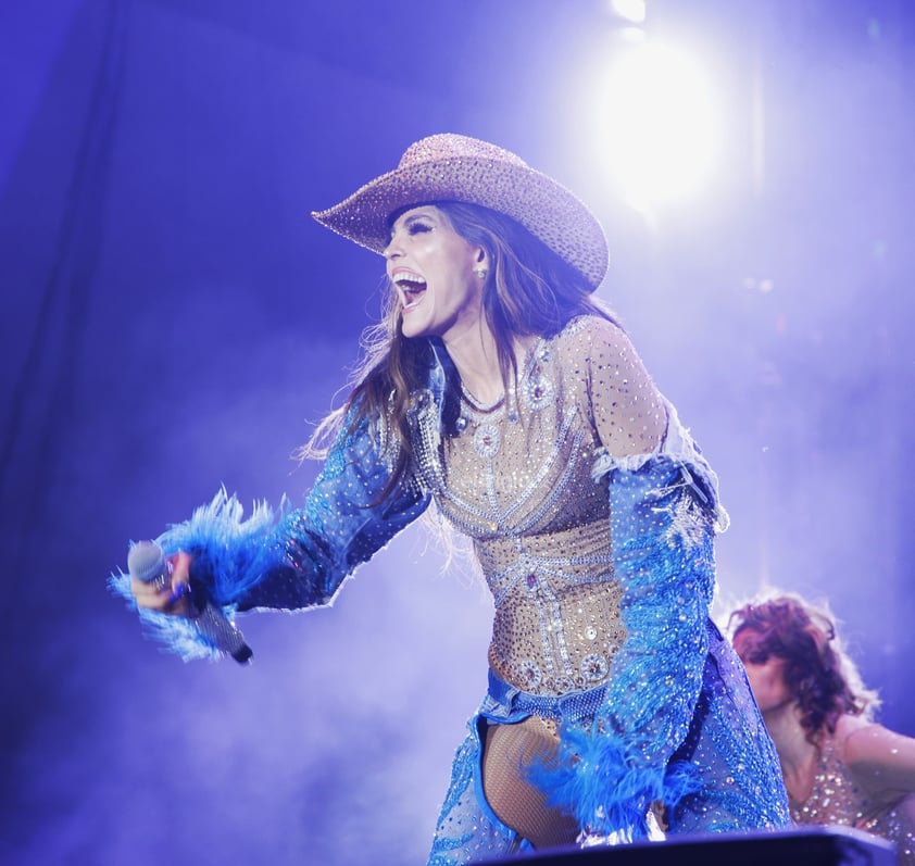 Ana Bárbara “La Reina Grupera”, regresó a la Velaria de la Feria Nacional Durango “Francisco Villa 2024” para sumarse a la mayor fiesta de la ciudad con un concierto que conquistó a los duranguenses.