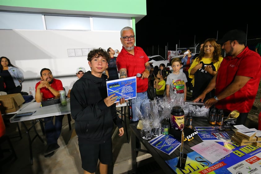 El Siglo de Durango inauguró su primer Torneo de Pádel, donde 51 parejas se enfrentarán para lograr ganar un viaje a Mazatlán.