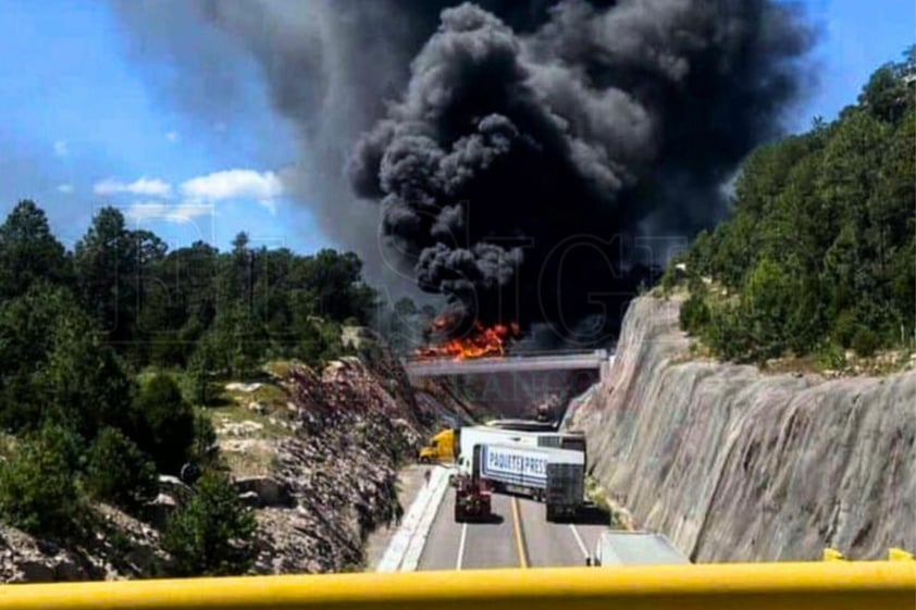 Circulan imágenes de 'incidentes' en la 'Súper Durango- Mazatlán