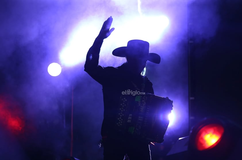 Una vez más, Nortec Bostich + Fussible hizo bailar a Durango en un concierto que cerró el Festival Revueltas 2024