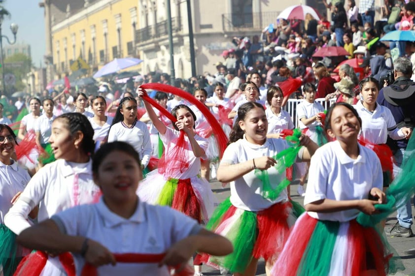 Así se vivió el desfile cívico militar por el 114 Aniversario de la Revolución Mexicana