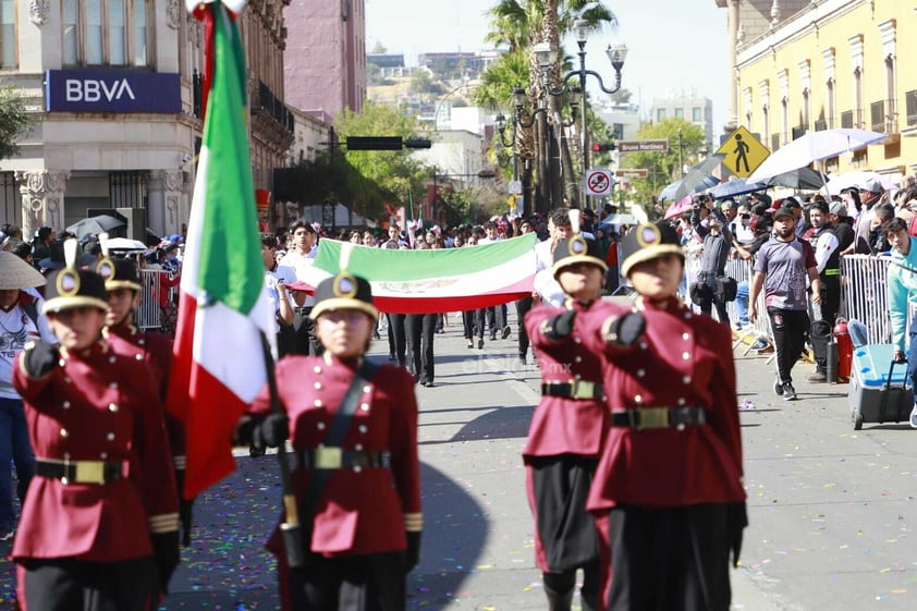 Así se vivió el desfile cívico militar por el 114 Aniversario de la Revolución Mexicana