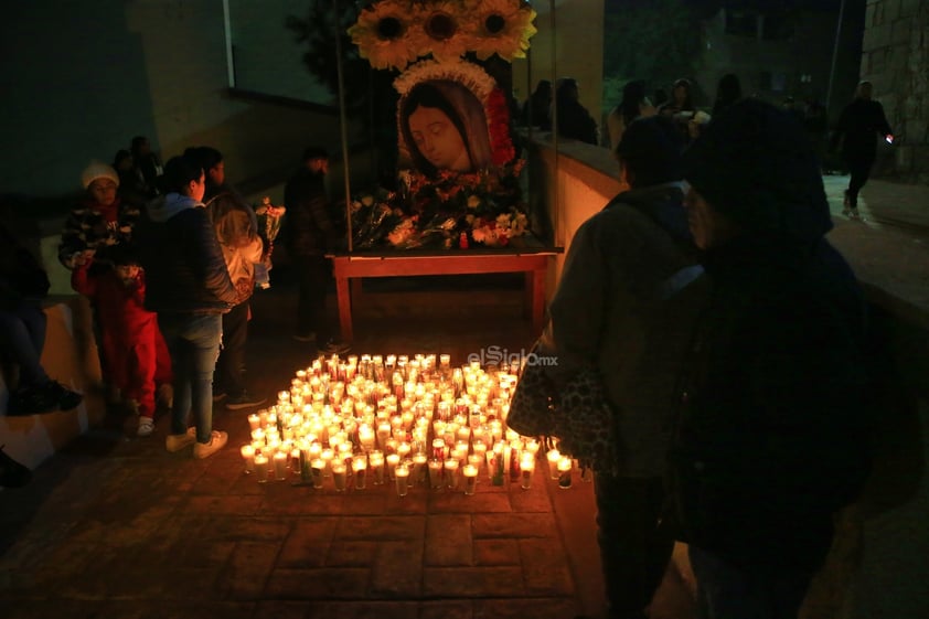 Cientos de duranguenses se congregaron en el Santuario de Nuestra Señora de Guadalupe para las tradicionales mañanitas a la Virgen de Guadalupe