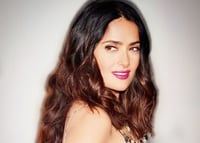 Salma Hayek sorprende con fotografía en 'topless' 
