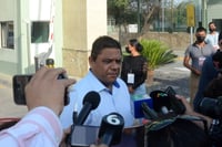 'Me siento golpeado'; padre de Debanhi Escobar reclama filtración de segunda autopsia tras encuentro con AMLO