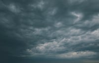 ¿Te duelen los huesos cuando va a llover? La ciencia te responde