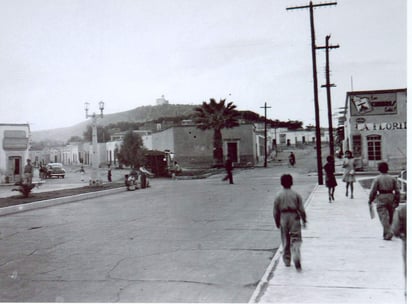 Calle 20 de noviembre esquina con Independencia.