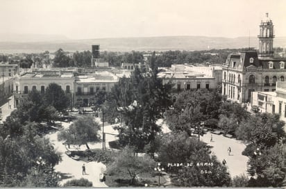 Plaza de Armas de Durango.