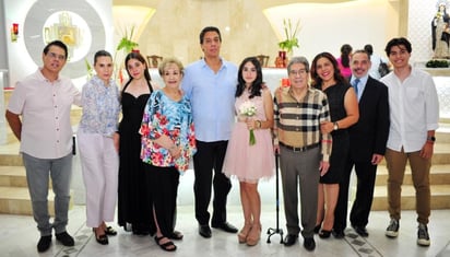 Hermosa lució la guapa Loredana Arcaio Benítez.