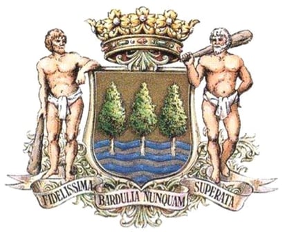 Escudo de armas de Santiago de Guipuzcoa, cuna ancestral de los Urdiñola.