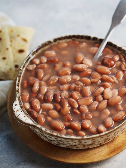 Tienen una una alta cantidad de sustancias con efecto estrogénico en el organismo. 