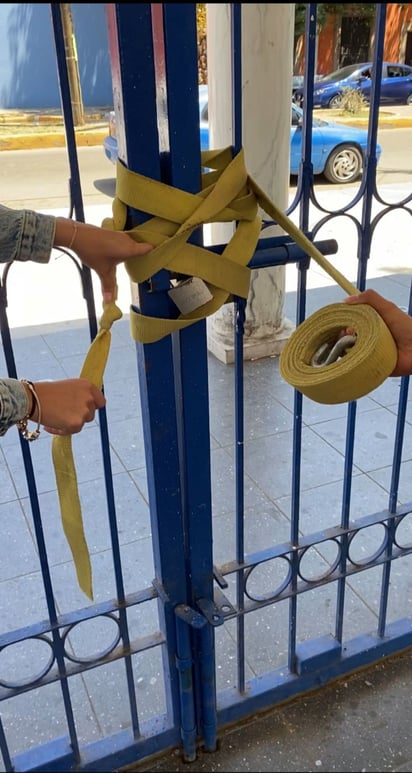Cierre. El cierre de la Facultad de Derecho fue realizada por los estudiantes propios de la escuela y no por la sociedad de alumnos.