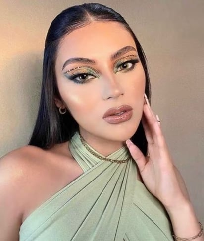 Piel.Este maquillaje se hizo tendencia junto a una piel glossy, la cual se ha mantenido con el paso del tiempo en tendencia.