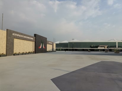 Mirador. La Plaza México está integrada a un enorme mirador desde el que se aprecian todas las pistas de la terminal.