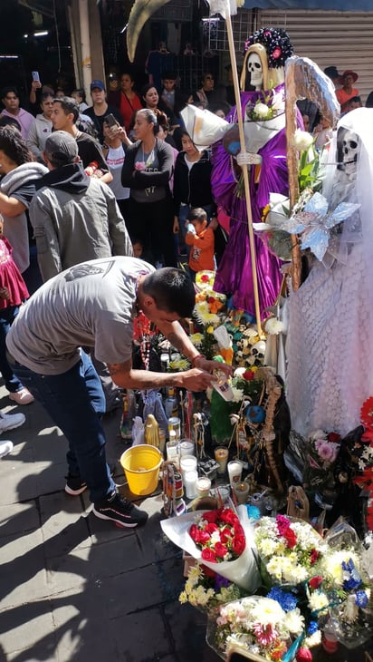 Postura. Miembros de la iglesia católica a nivel nacional han reconocido que las personas buscan opciones por necesidad de fe, pero consideran que es un culto a lo maligno.