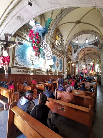 Afluencia. Miles de duranguenses se dieron cita en el Santuario, en alguna de las misas programadas.