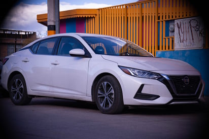 Cualquier modelo. Camionetas y autos, no importa el tamaño o modelo, conducen sin placas.