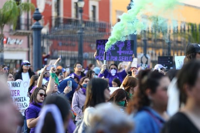Himnos. Se entonaron las canciones que caracterizan al movimiento feminista. 