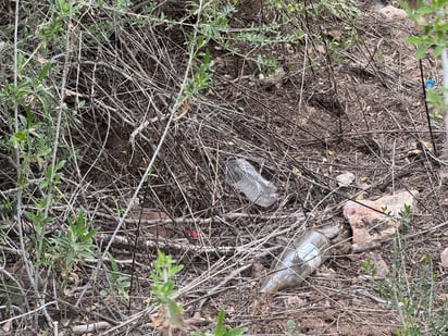 Tiradero. Hay puntos específicos del trayecto del sendero que están convertidos en tiradero de basura de diferente tipo.