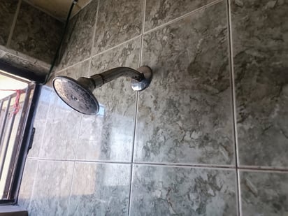 Cuidado. Es necesario implementar el cuidado y buen uso del agua desde los hogares, para prevenir la escasez.
