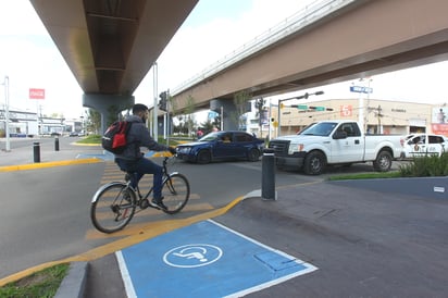 Señalamientos. El lugar cuenta con accesos y señalizaciones para personas con discapacidad.