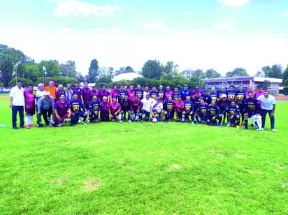 Veteranos. Jugadores del ITD y la UJED disputaron una edición más del Juego del Recuerdo, en esta ocasión en el Aniversario del Tecno.