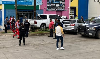 Accidente. Seis personas, entre ellas dos menores, resultaron lesionadas en un fuerte choque registrado en avenida Jesús García.