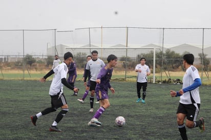 El partido estuvo lleno de emociones, en las que cualquiera pudo llevarse la victoria.