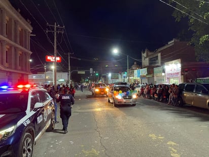 Vigilancia. El operativo especial desplegado en torno a la Catedral de Guadalupe el 11 de diciembre a partir de las 18:00 horas, contó con la participación de diversas unidades de seguridad.